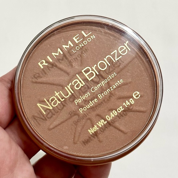 Rimmel London Natural Bronzer - 021 Sun Light - Brand New - Picture 4 of 7
